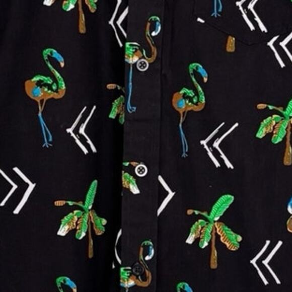 Artistry in Motion Men's Night Island Flamingo Button Down Shirt Size Medium NEW - Picture 3 of 7